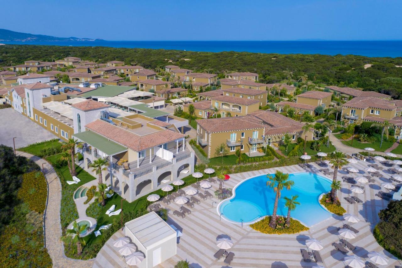 Is Serenas Badesi Resort Exteriér fotografie